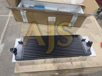 Интеркулер Ford Focus ST255 2.5l 2007-2010 MK2 седан фронт-маунт УЦЕНКА