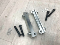 Передние проставки под тормозные суппорта Celsior UCF30 на Subaru Impreza, Forester, Legacy