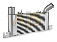 Интеркулер Mitsubishi Pajero 3.2L 06-15