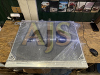 Радиатор алюминиевый Toyota Land Cruiser 100 2UZ 40mm AT AJS УЦЕНКА (серый)